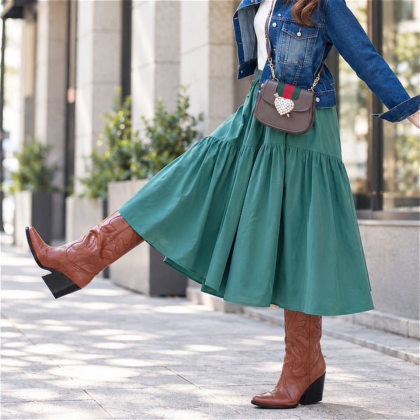 ＆ LOVE CLOSET
