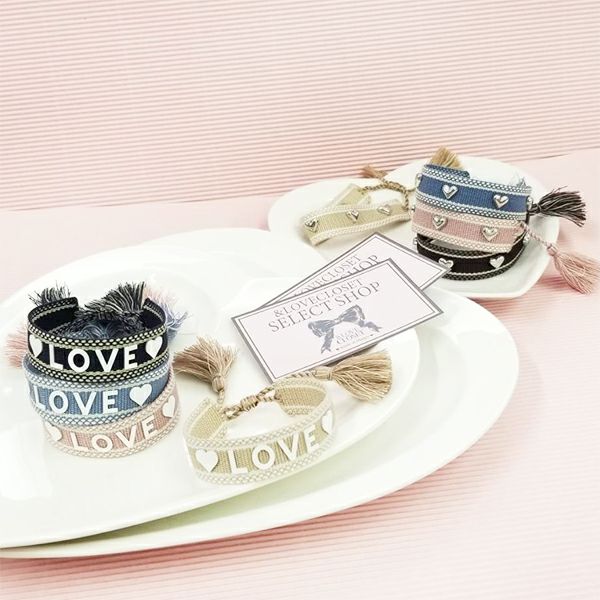 SELECT】LOVEとハートのミサンガブレスレット | ＆ LOVE CLOSET